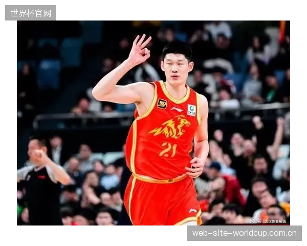 胡金秋与后卫线的挡拆配合是广厦队进攻效率的生命线。